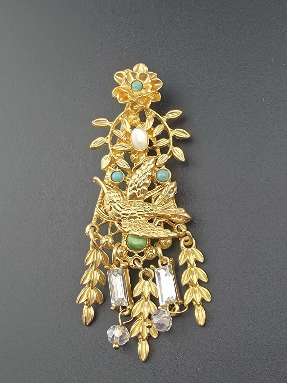 Vintage Style Sparrow Bird Floral Festoon Charm Pendant Necklace 3" Gold